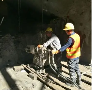 那坡水下抗分散灌浆料特点 水下不分散注浆料介绍